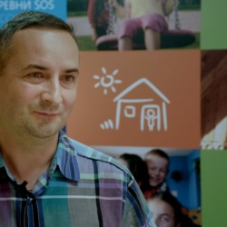 "НКО-профи": Дмитрий Даушев, директор по фандрайзингу и коммуникациям, «Детские деревни – SOS» 3